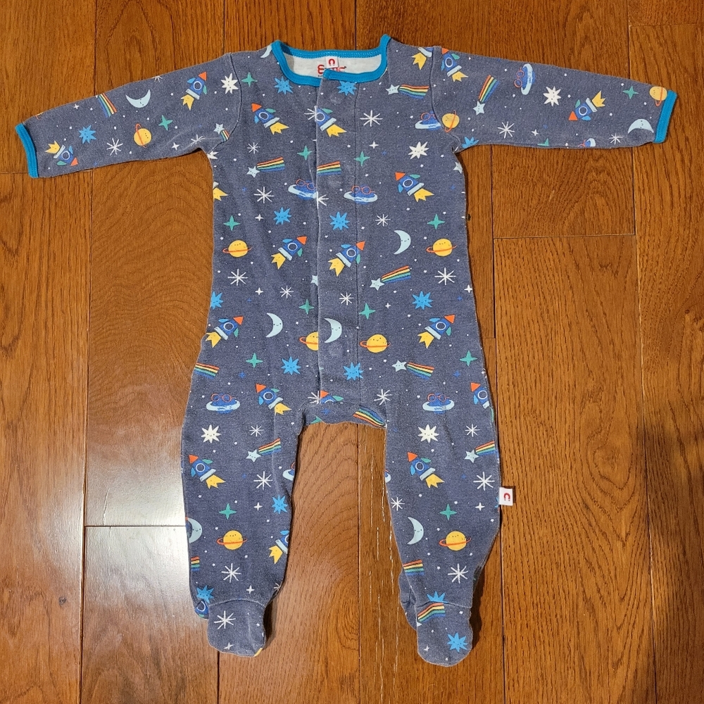 Magnetic Closure Space Print Sleep and Play Footie Size 6-9 Months